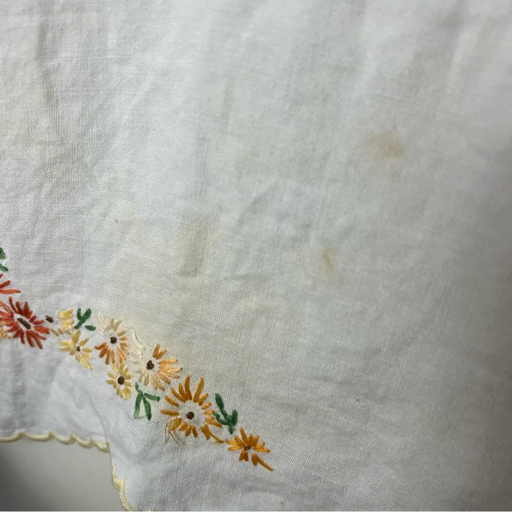 Vintage Hand Embroidered Square Table‎ Cloth Floral 35”x35” White Orange Yellow
